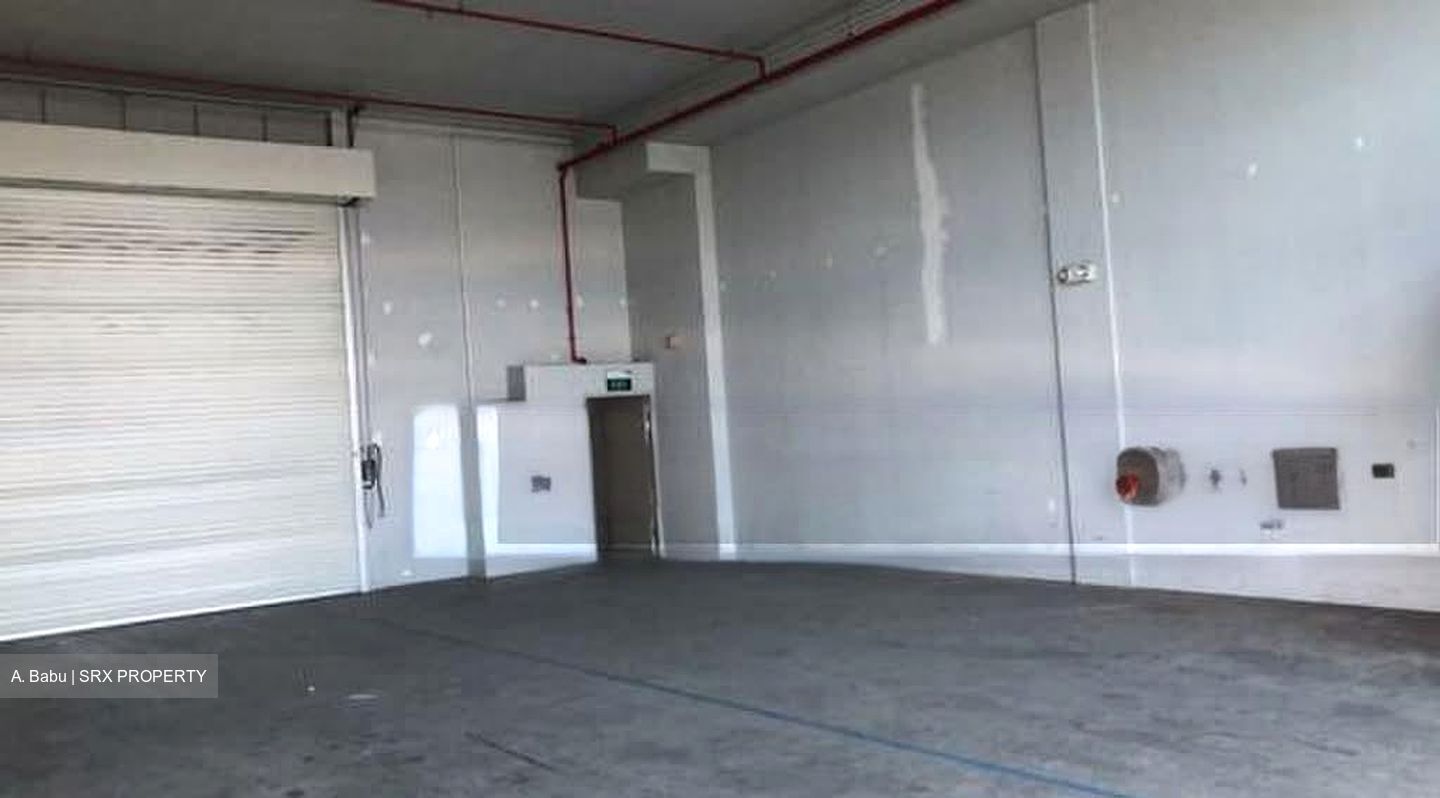 West Connect Building (D22), Factory #575414821